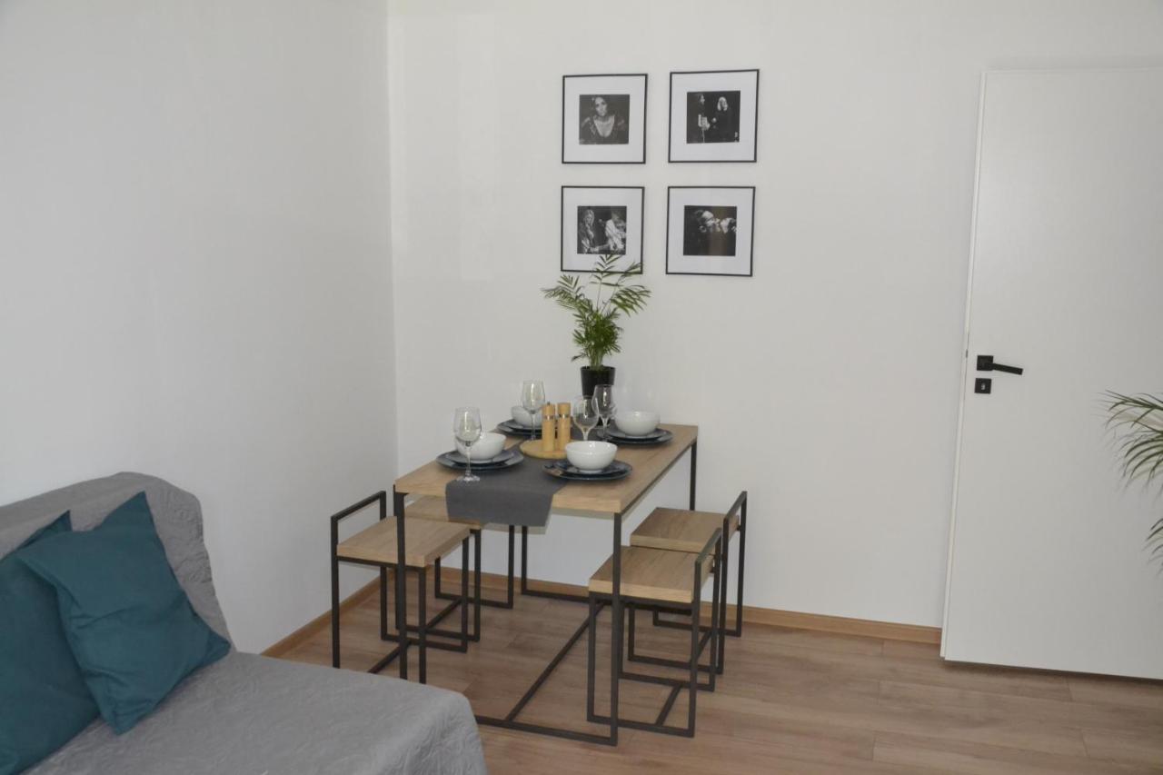 N17 Apartament Apartment Krakow Bagian luar foto